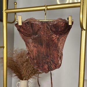 Outcast Jasmina leopard 🐆 print corset top